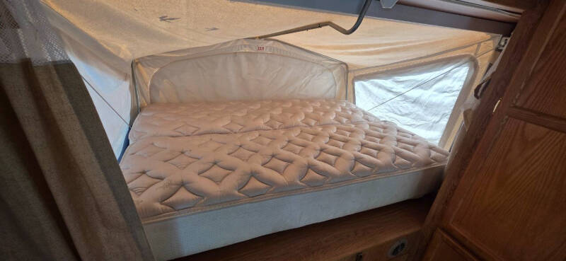 2006 Jay Feather EXP 25E