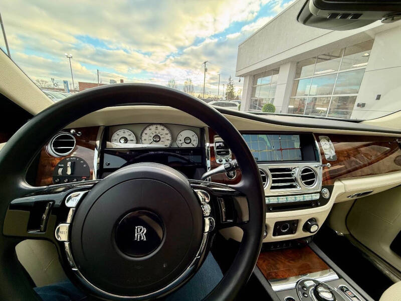 2012 Rolls-Royce Ghost