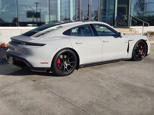 2025 Porsche Taycan GTS