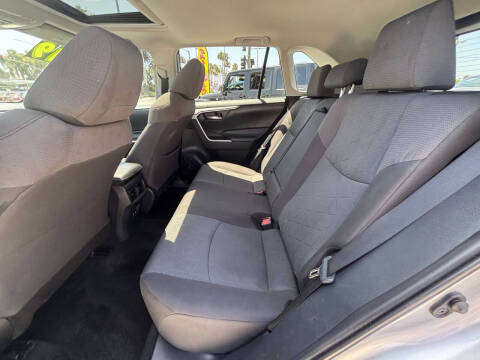 2019 Toyota RAV4 XLE