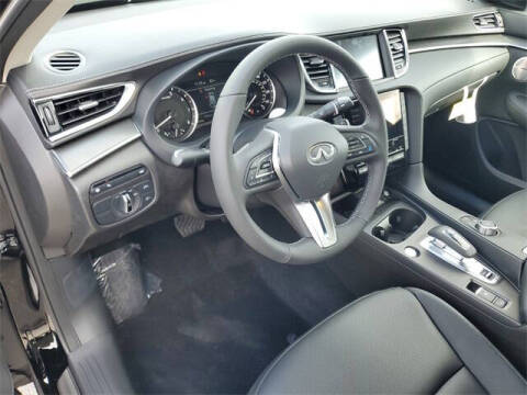 2025 Infiniti QX50 Luxe