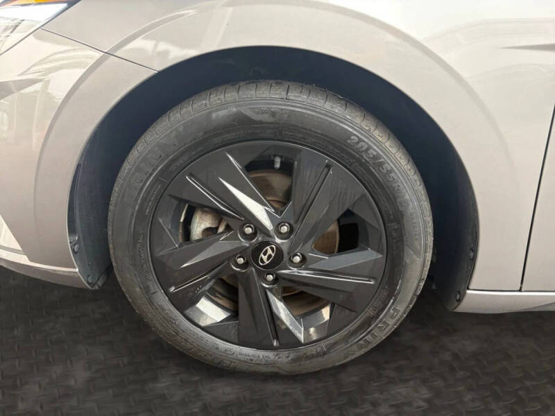 2023 Hyundai Elantra