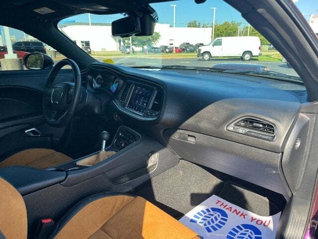 2020 Dodge Challenger 33