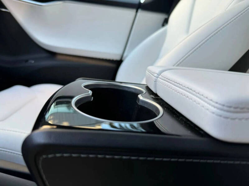 2017 Tesla Model S 75D