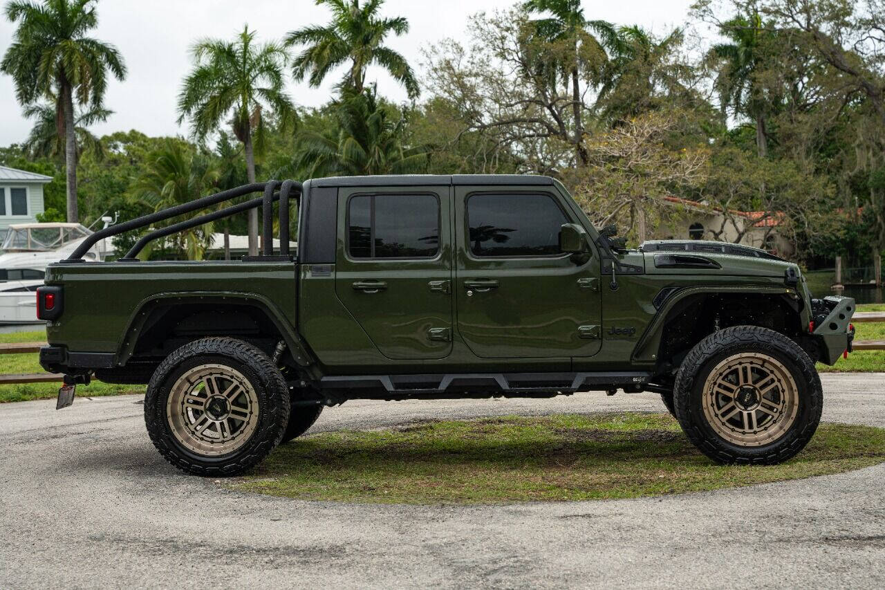 2021 JEEP Gladiator Pickup - $55,999