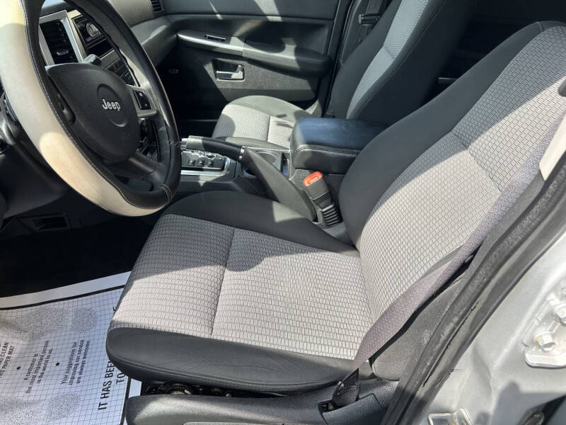 2009 Jeep Grand Cherokee Laredo