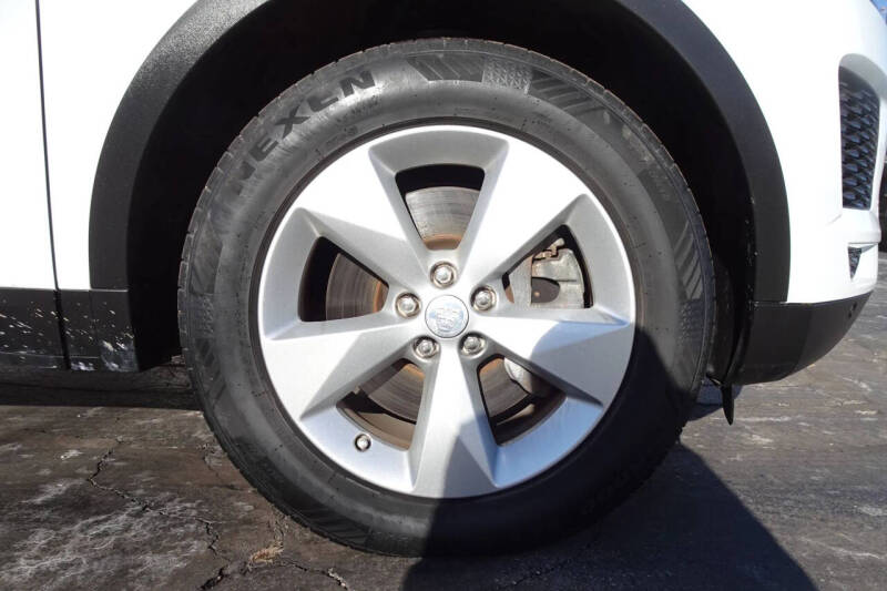 2020 Jaguar E-PACE P250