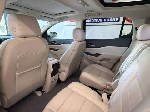 2022 GMC Acadia Denali