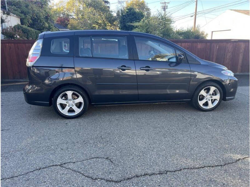 2006 Mazda MAZDA5