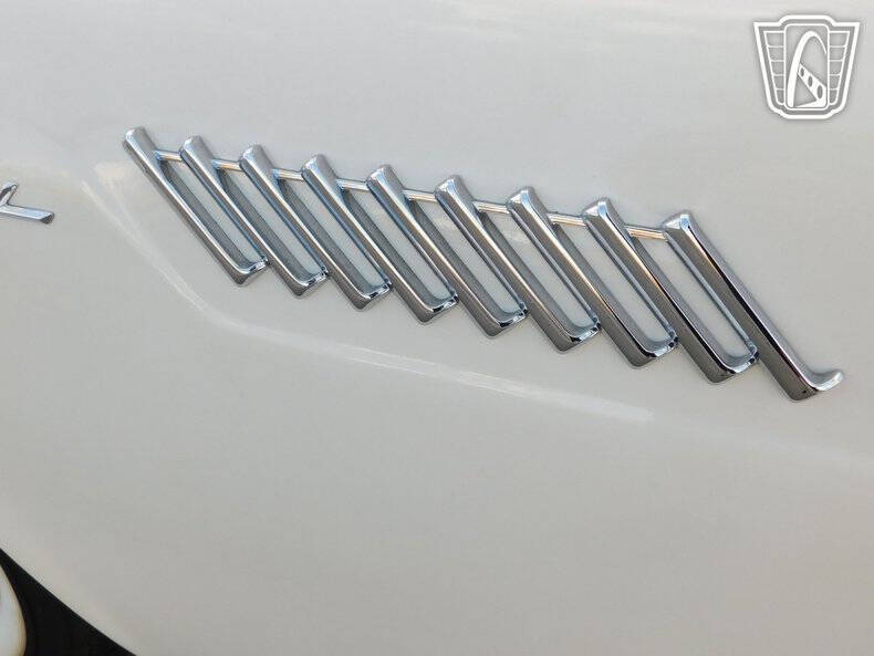 1957 Ford Thunderbird