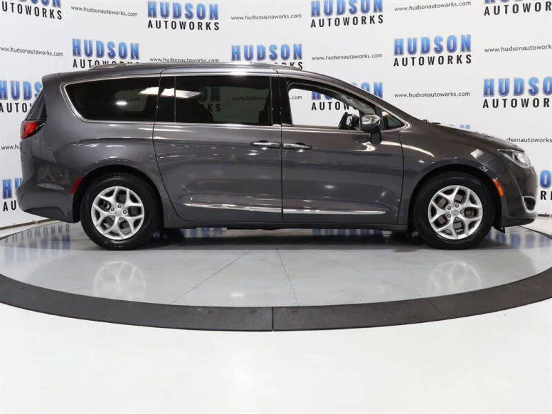 2020 Chrysler Pacifica Limited