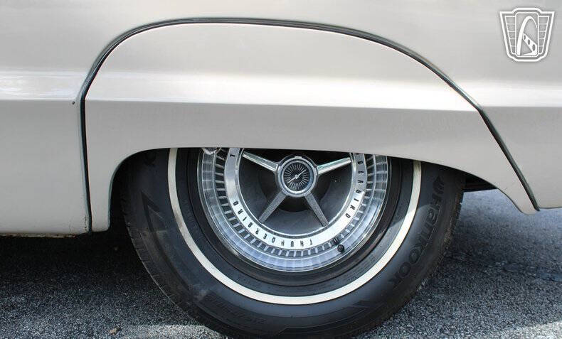 1966 Ford Thunderbird