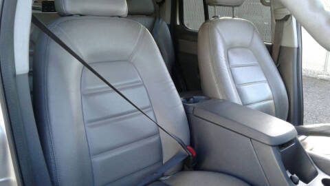 2005 Ford Explorer XLT