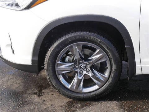 2019 Toyota Highlander Limited Platinum