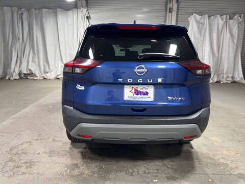 2022 Nissan Rogue SV