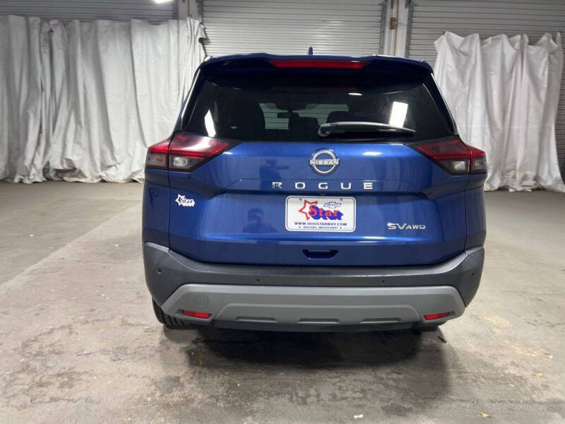 2022 Nissan Rogue SV