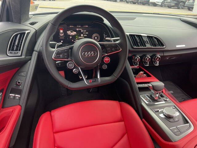 2023 Audi R8 5.2 V10 performance