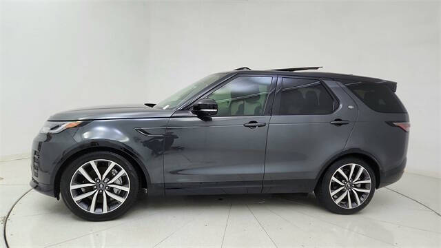 2024 Land Rover Discovery P300 Dynamic SE