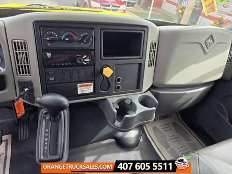 2018 International DuraStar 4300