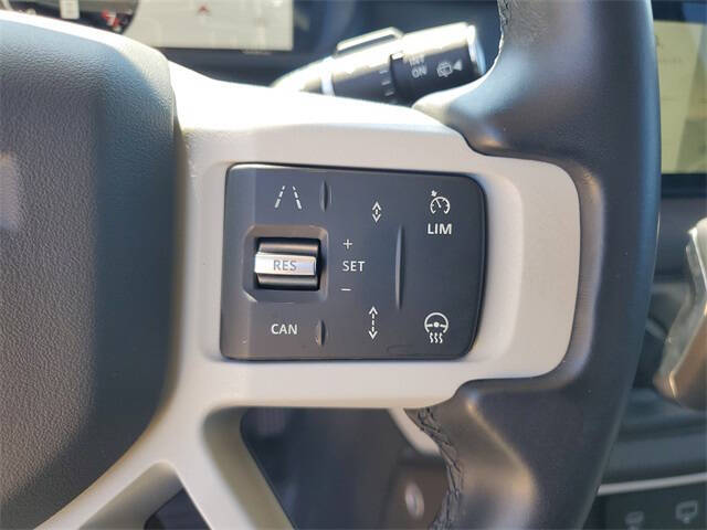 2024 Land Rover Defender 90 P300 S