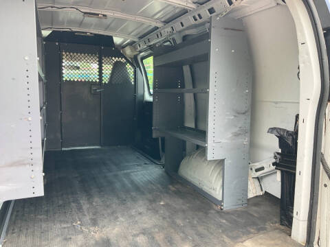 2017 Chevrolet Express 2500