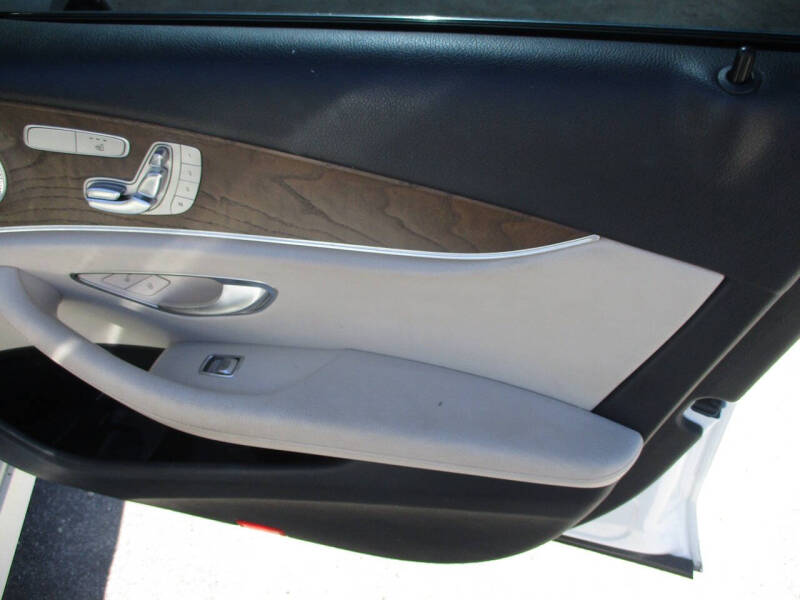 2018 Mercedes-Benz E-Class E 300