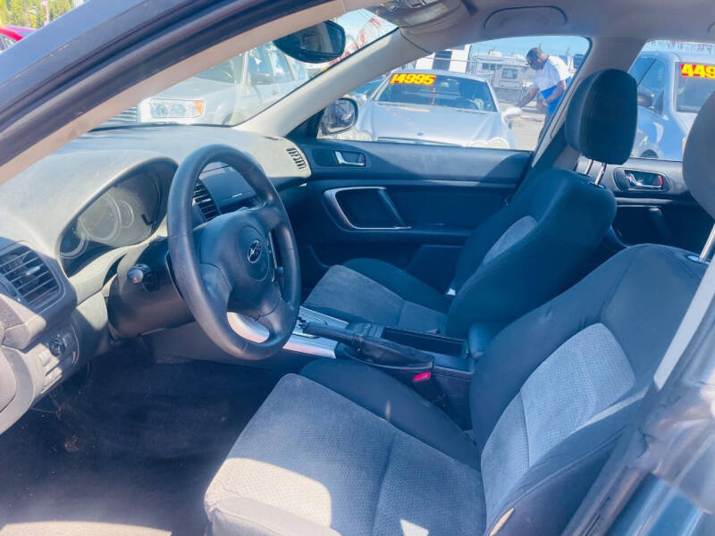 2005 Subaru Outback 2.5i