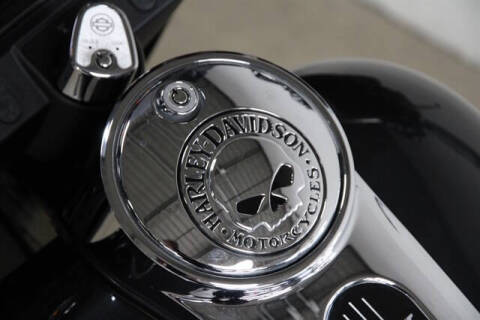 2006 Harley-Davidson STREET GLI