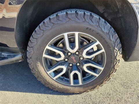 2023 GMC Yukon XL AT4