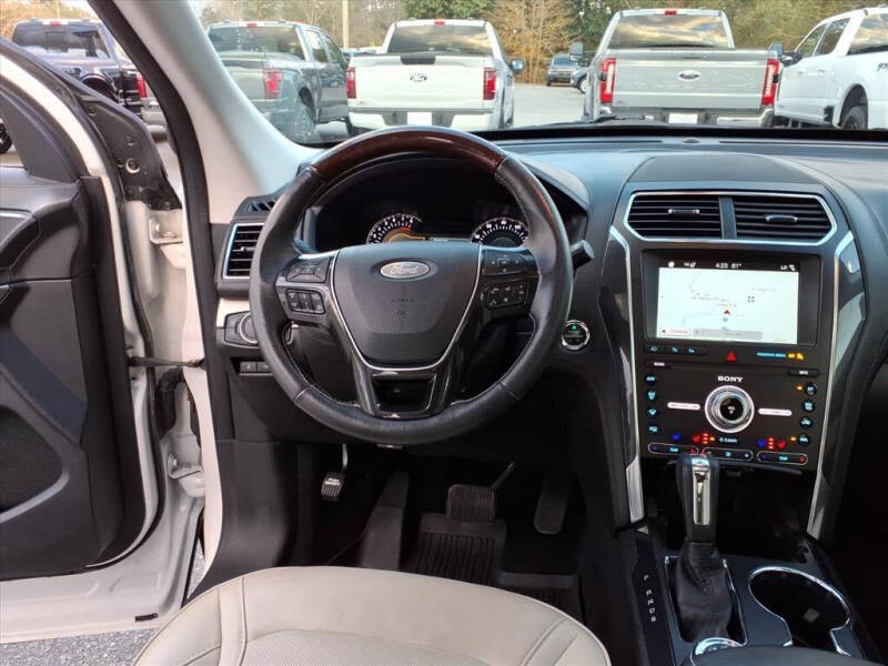 2019 Ford Explorer Platinum