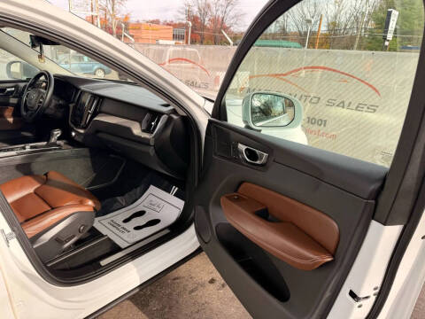 2020 Volvo XC60 T5 Inscription