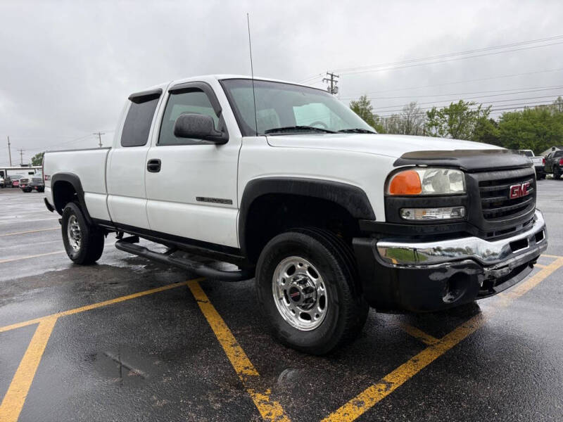 2005 GMC Sierra 2500HD