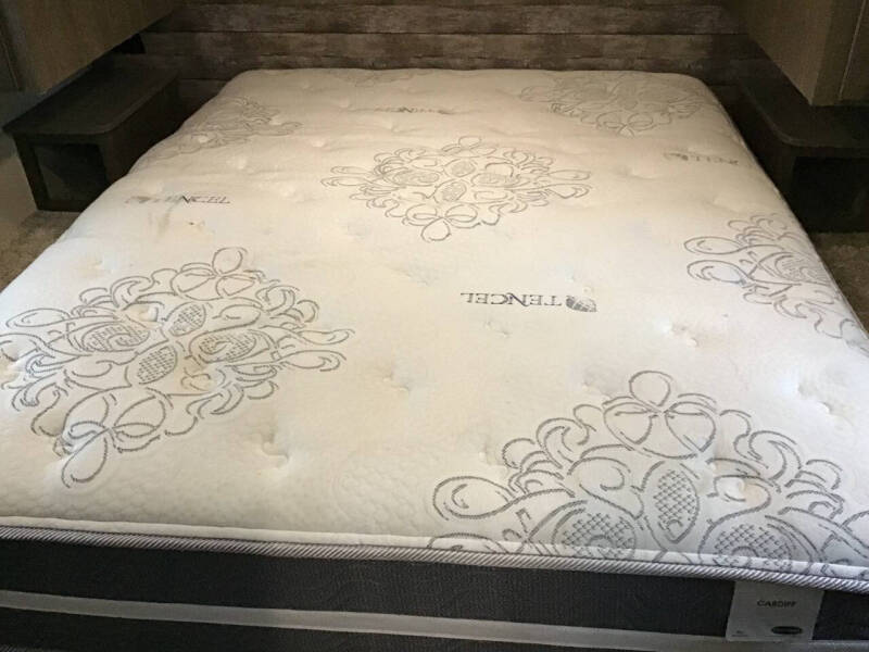 2022 Keystone RV Cougar 24SABWE / 28ft