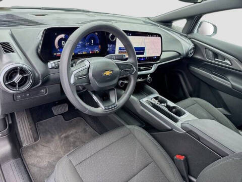 2025 Chevrolet Equinox EV LT 1