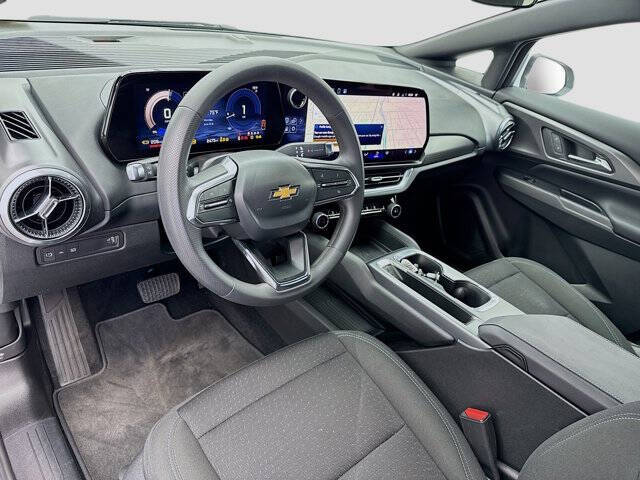 2025 Chevrolet Equinox EV LT 1