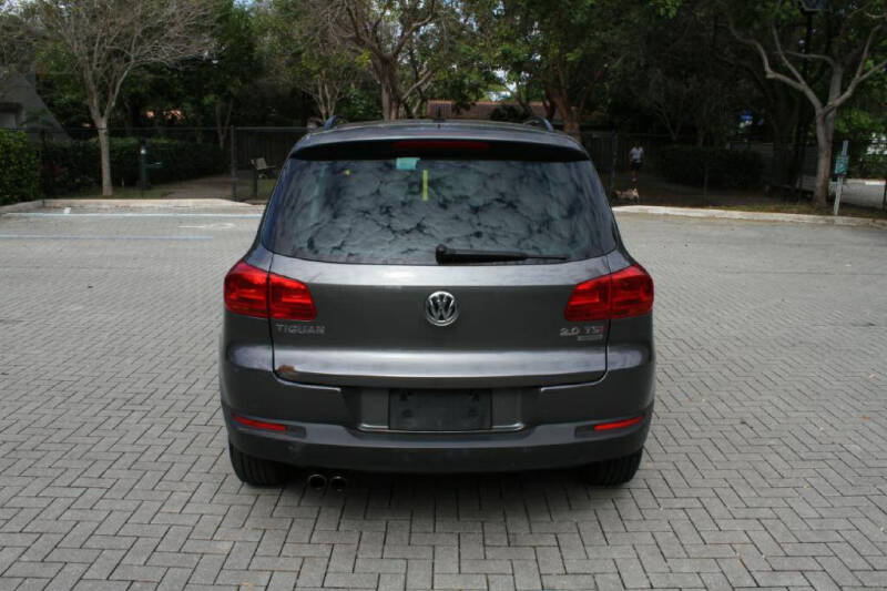 2014 Volkswagen Tiguan S