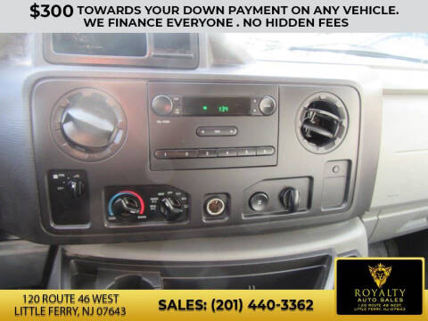 2011 Ford E-Series E-150 XLT