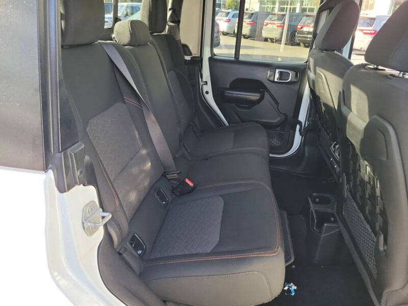 2021 Jeep Gladiator Mojave