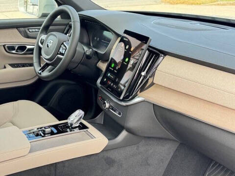 2026 Volvo XC90 B6 Plus 7P