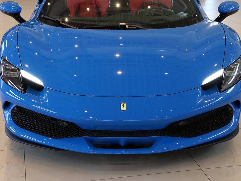 2024 Ferrari 296 GTS