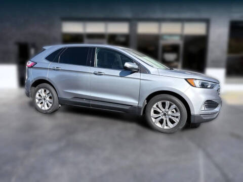 2023 Ford Edge Titanium