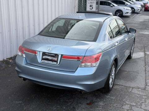 2012 Honda Accord EX-L V6 w/Navi