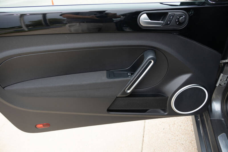 2012 Volkswagen Beetle
