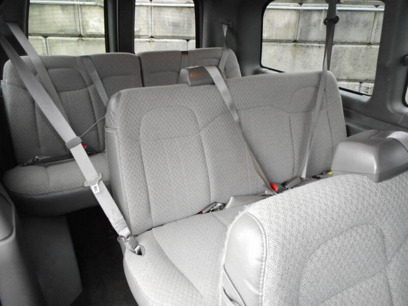 2017 Chevrolet Express LT 3500