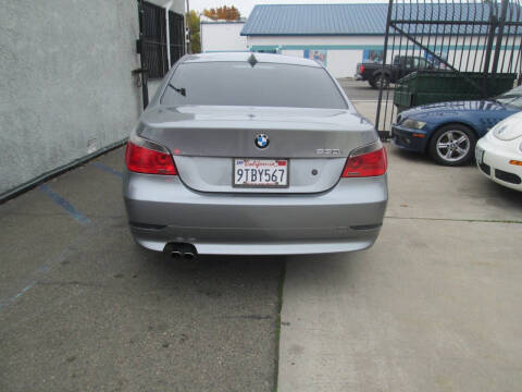 2004 BMW 5 Series 530i