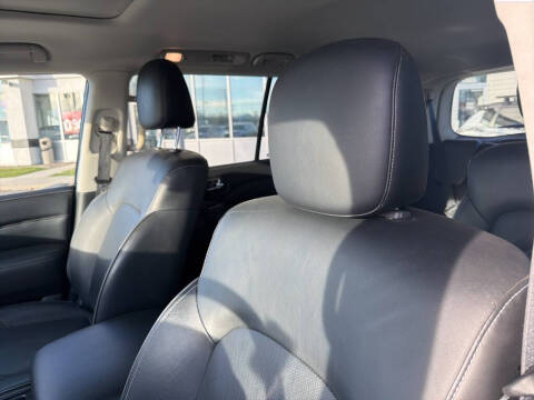 2024 Infiniti QX80 Luxe