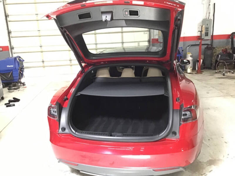 2015 Tesla Model S P85D