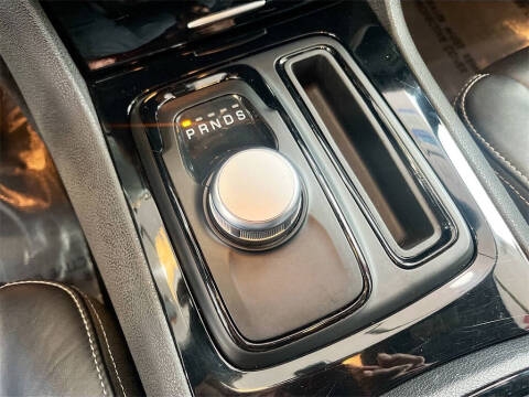 2023 Chrysler 300 S V6