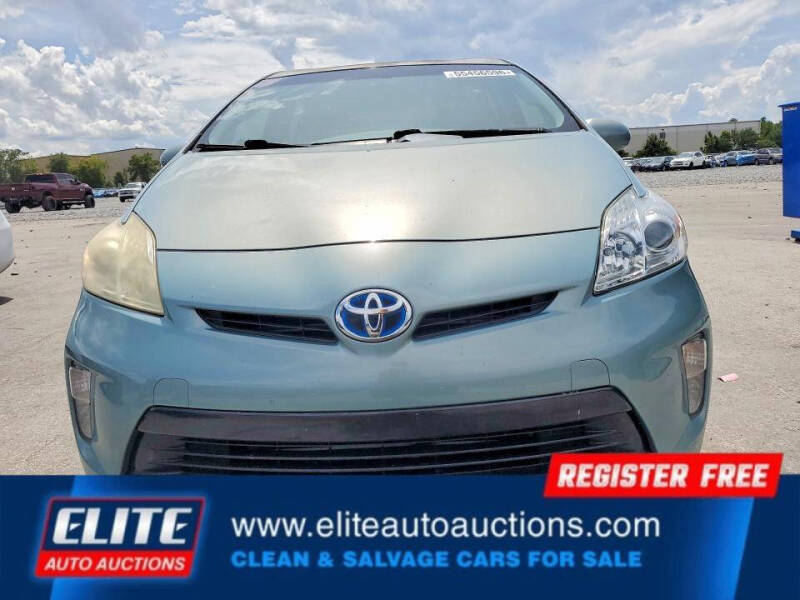 2012 Toyota Prius Two