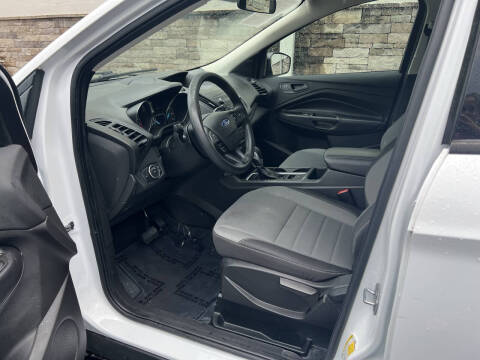 2019 Ford Escape S